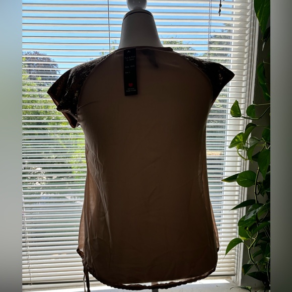 Holiday Party Top! Cap sleeve sheer top with gold sequins. - Picture 4 of 4